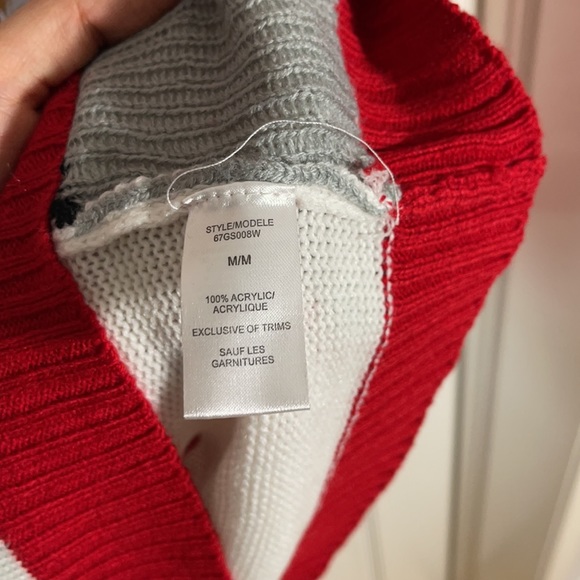 NWT 🆕‼️ Penguin Christmas Knit Sweater - Picture 4 of 6